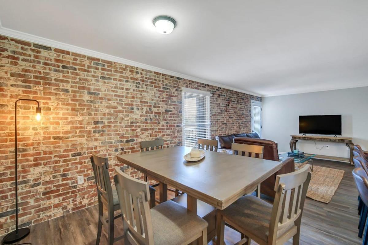 Eagle'S Nest - Spacious Loft Downtown - Near Gsu Стейтсбъро Екстериор снимка