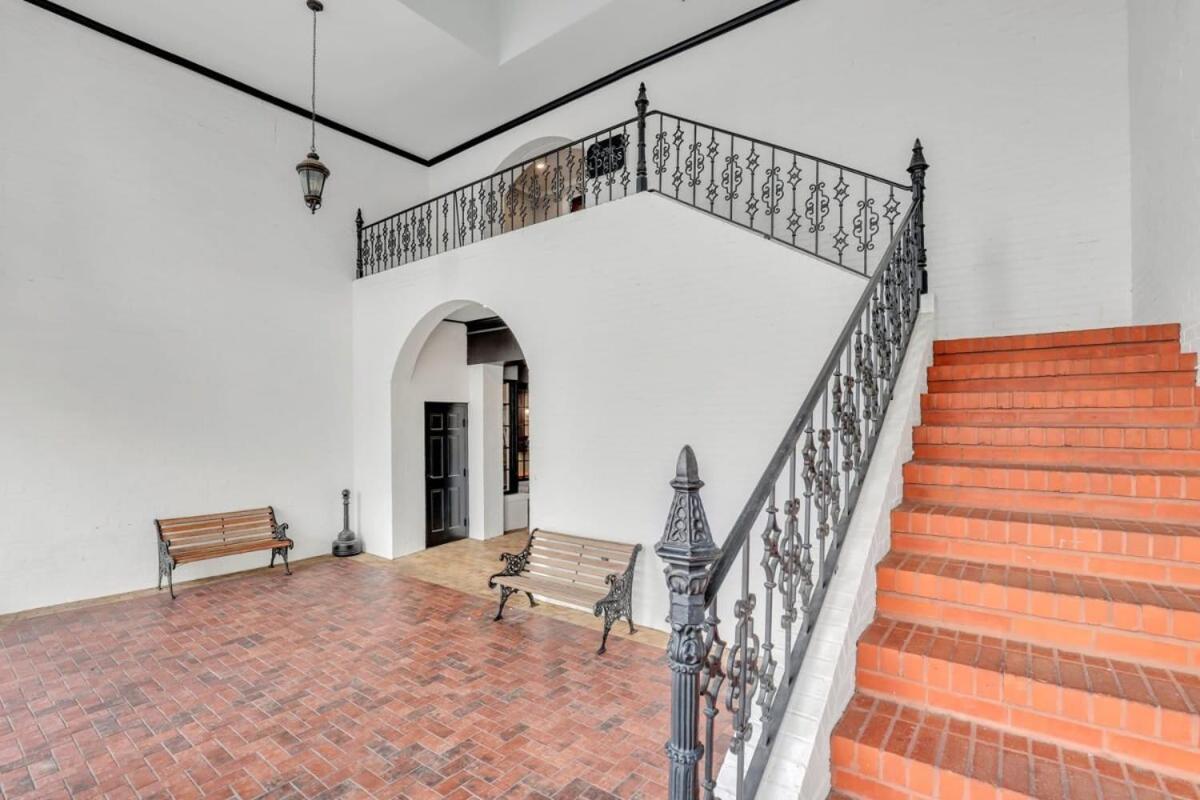 Eagle'S Nest - Spacious Loft Downtown - Near Gsu Стейтсбъро Екстериор снимка