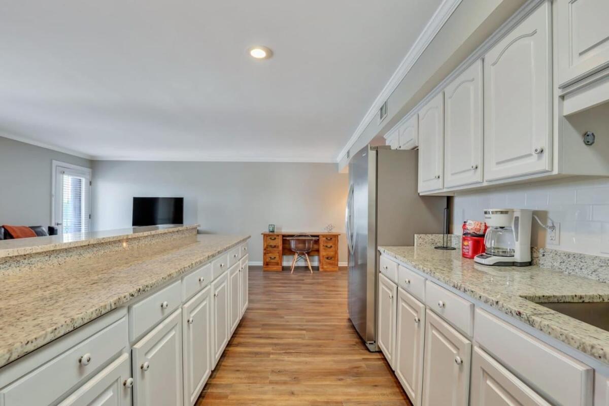 Eagle'S Nest - Spacious Loft Downtown - Near Gsu Стейтсбъро Екстериор снимка